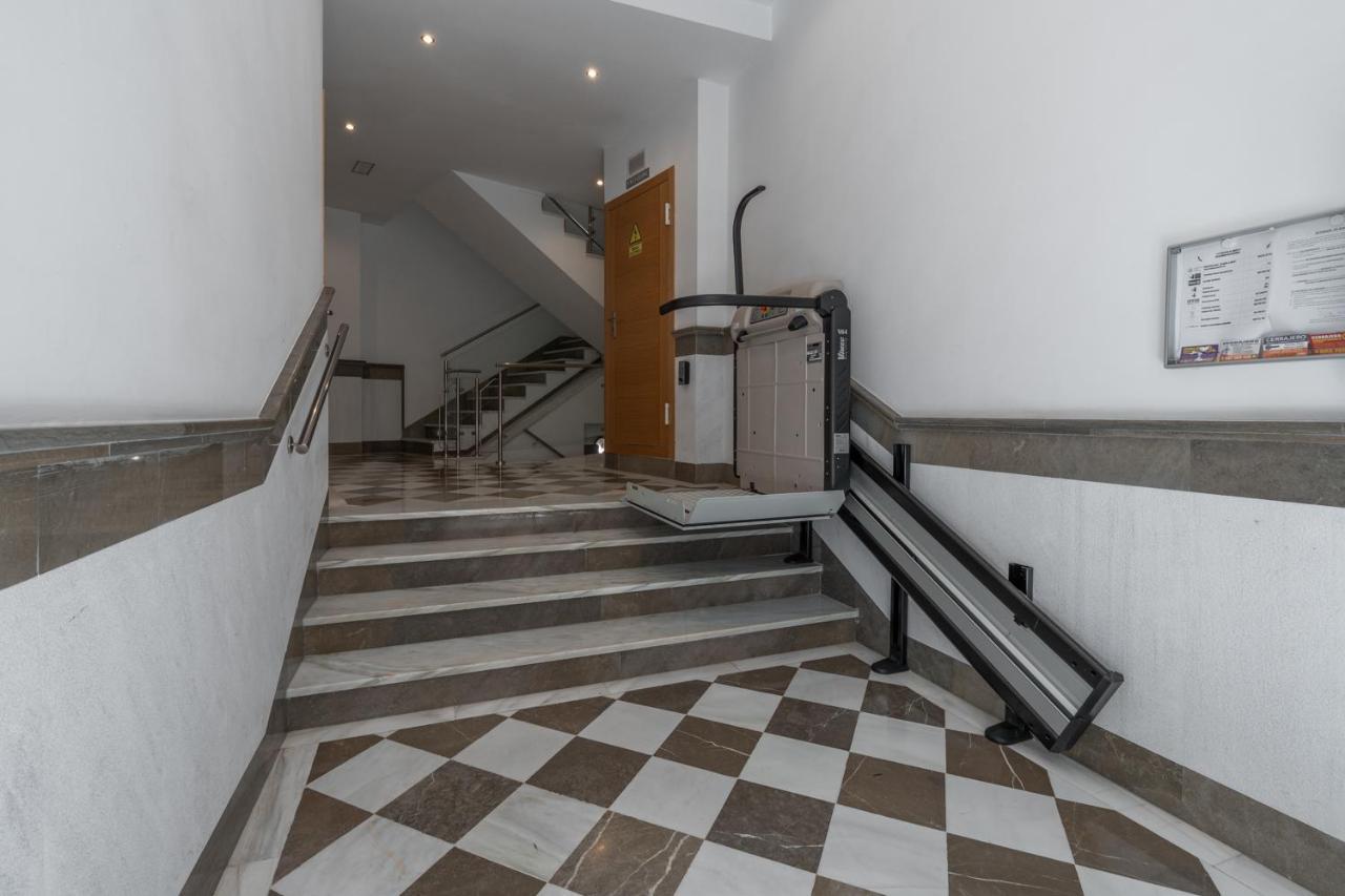 Tuguest Postigo II Catedral Apartment - Free Parking Granada Exteriör bild