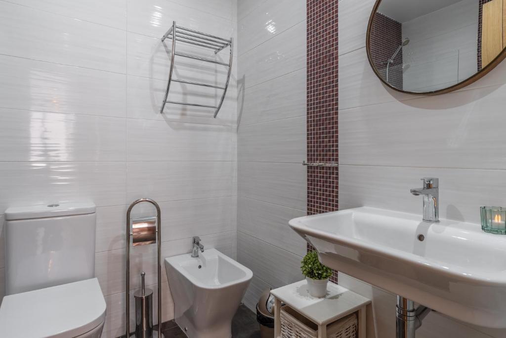 Tuguest Postigo II Catedral Apartment - Free Parking Granada Exteriör bild