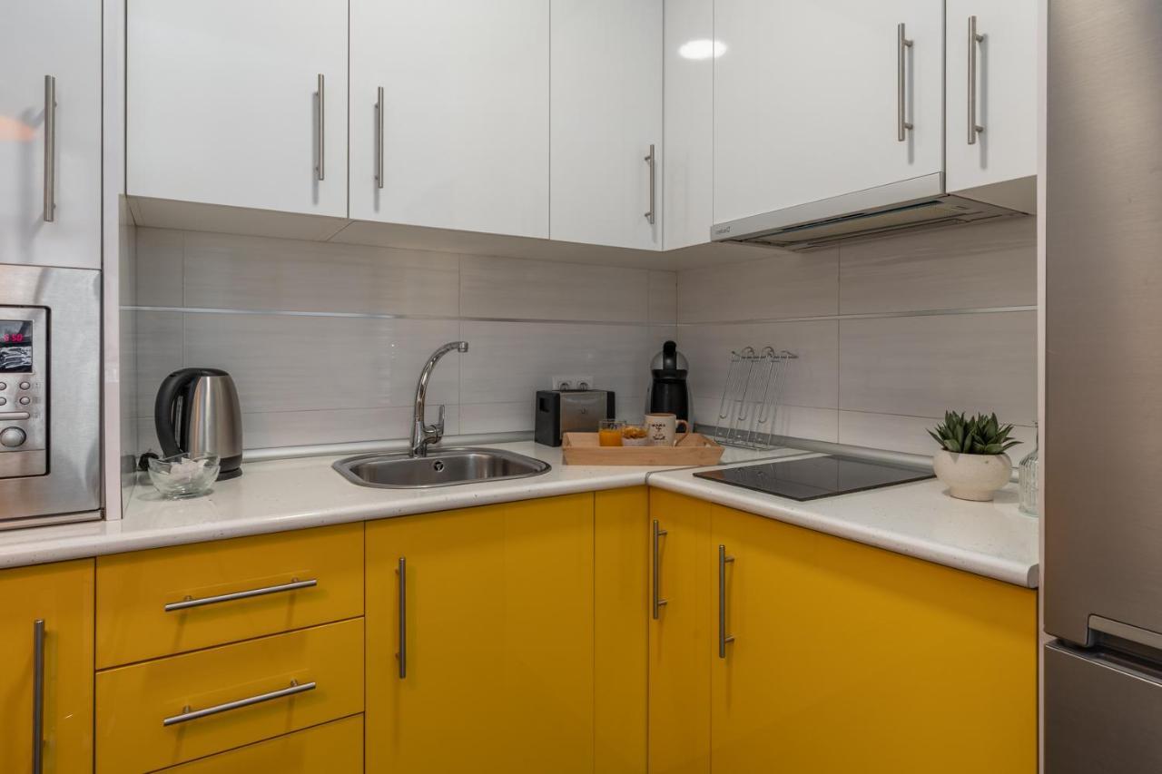 Tuguest Postigo II Catedral Apartment - Free Parking Granada Exteriör bild
