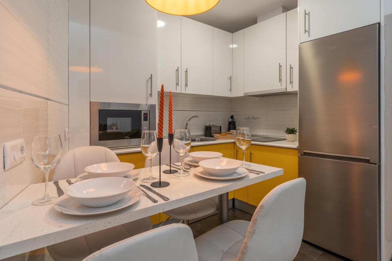 Tuguest Postigo II Catedral Apartment - Free Parking Granada Exteriör bild
