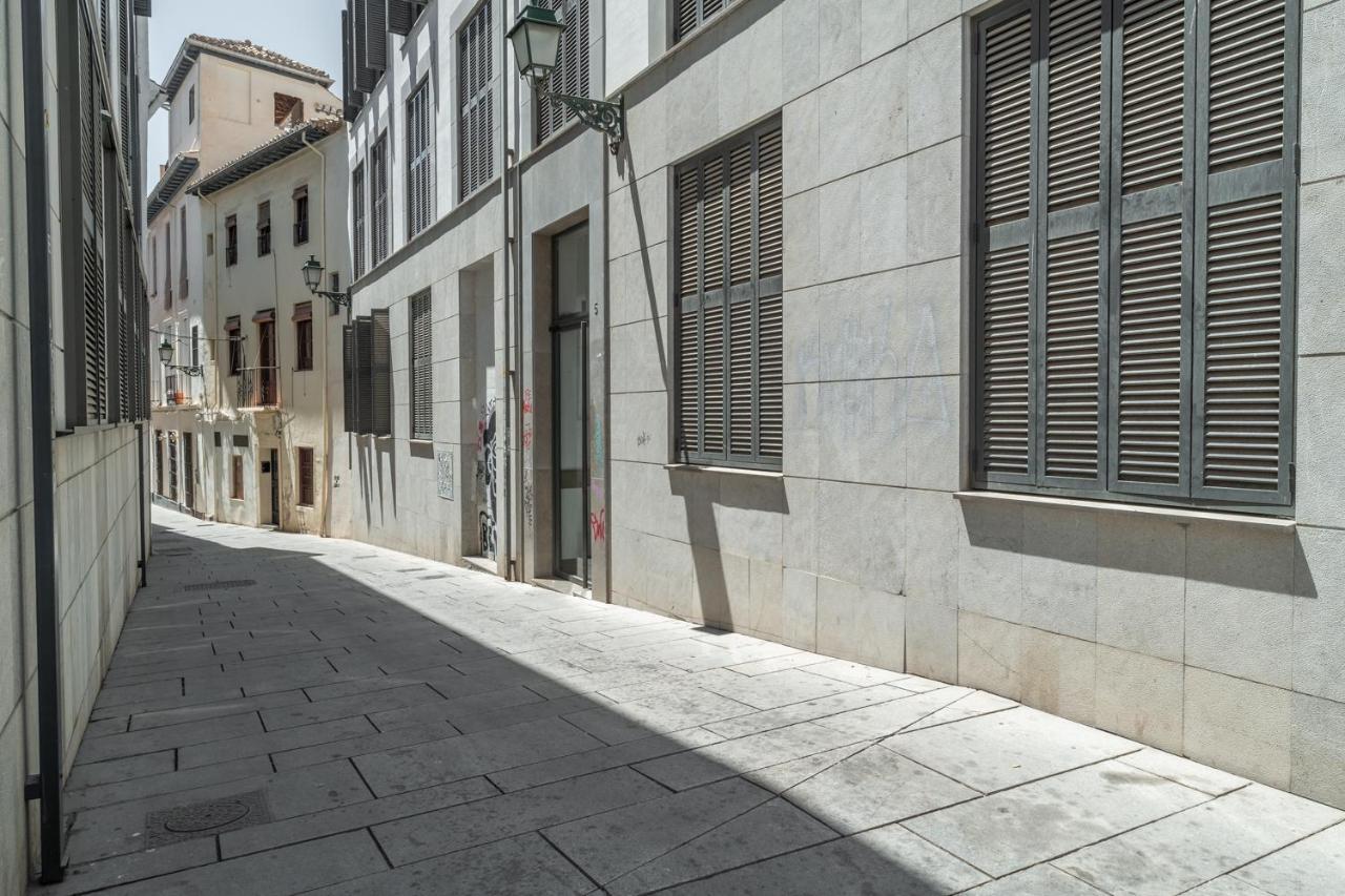 Tuguest Postigo II Catedral Apartment - Free Parking Granada Exteriör bild