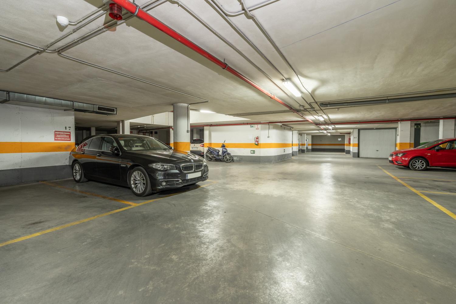 Tuguest Postigo II Catedral Apartment - Free Parking Granada Exteriör bild